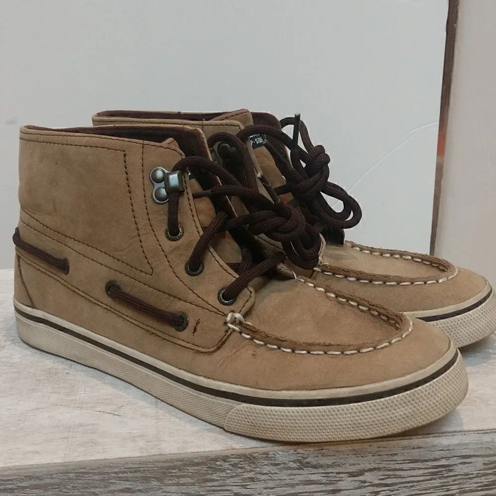 👍 Sperry High top shoes Youth 5 Women's Sz 7. S1